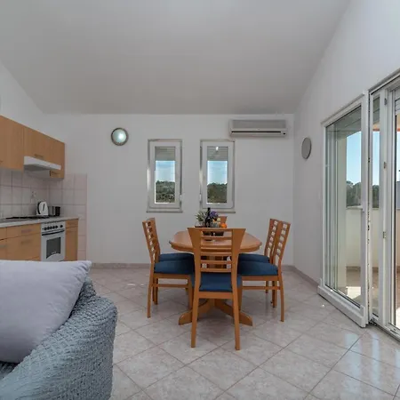 Matea Apartamento *